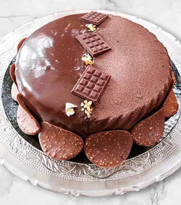 Atelier de pâtisserie à Chaingy dans le Loiret, apprendre à réaliser un Royal chocolat.